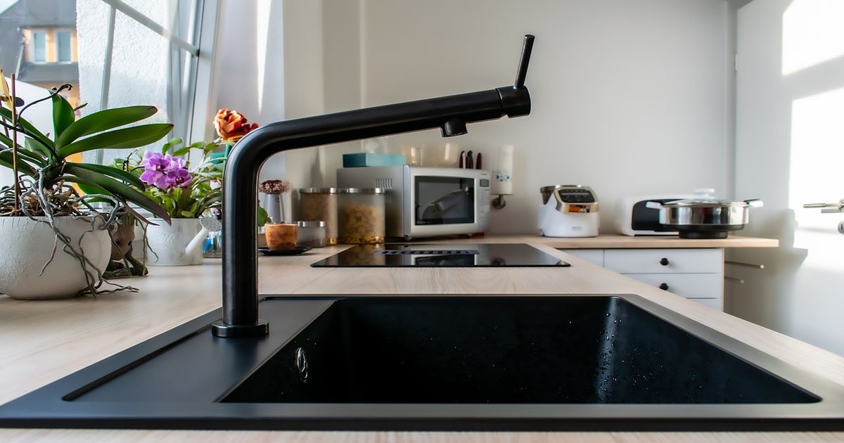 Black Kitchen Sink